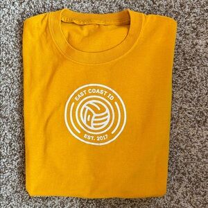 Vintage Men’s Large Gold Penn Fusion Soccer Academy Tryout Shortsleeved Tee